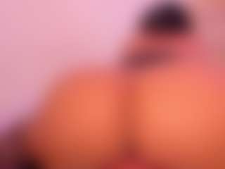 Live cam show with NinaPetite - Anal Curvy on sexylivex.com