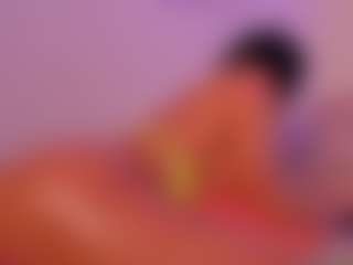 Live cam show with NinaPetite - BBW Middle Aged on boobsie.com