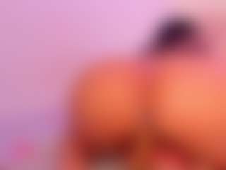 Live cam show with NinaPetite - BBW on WildCum
