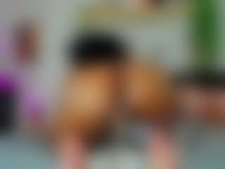shantal's Live Sex Cam Show