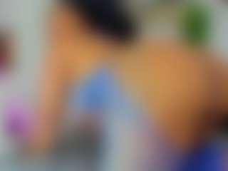 shantal's Live Sex Cam Show