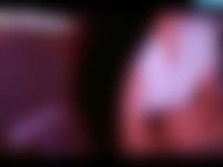 Live cam show with Sunny - Waxed on fuck-show.com