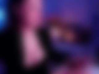 Live cam show with Sunny - Skinny on CamClone