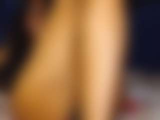 Live cam show with hotdevora - Bedroom Ebony on Camsoda