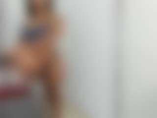 Live cam show with ambersmithx - Brown Eyes Black on CamwithHer | colombia