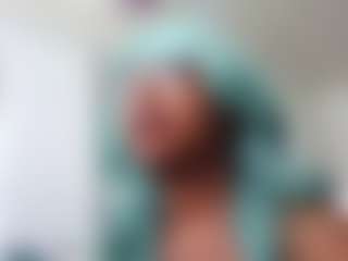 Goddess RisQueJ's Live Sex Cam Show