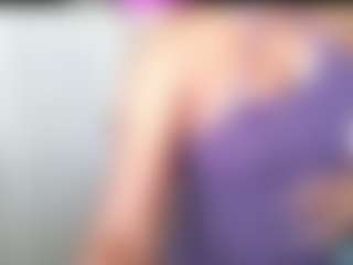 RisqueJ's Live Sex Cam Show
