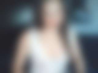 Live cam show with Winter_IcyHot - BBW on Mixed Magazine Live