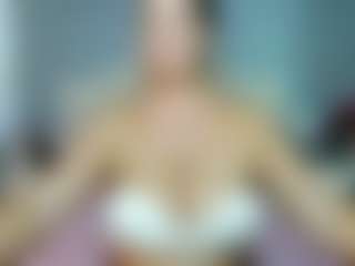 Live cam show with JessicaLove - Big Clit on Camsoda