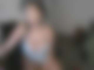 Live cam show with Mali J - Brown Eyes on crypto-cams