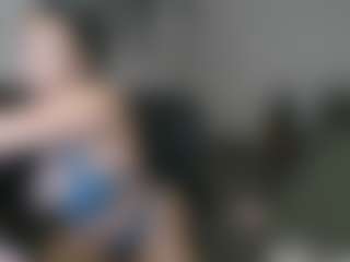 Live cam show with Mali J - Bedroom on Instabang