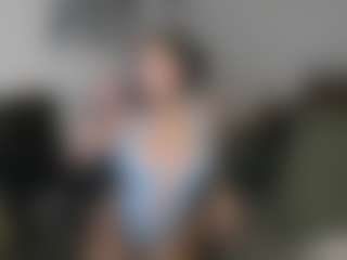 Live cam show with Mali J - Strip Curvy on LiveSexCams6