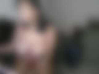 Live-Cam-Show mit Mali J - Control auf Camsoda