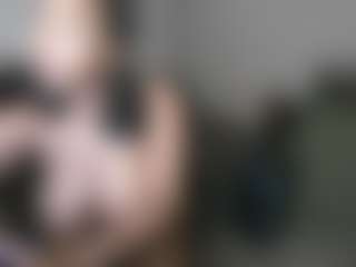 Live cam show with Mali J - Strip BBW on googirlz