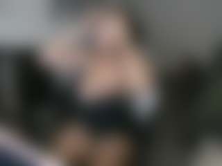 Live cam show with Mali J - Dildo on Latina Girls