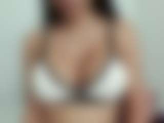 bluediamond18's Live Sex Cam Show