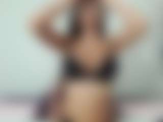 Live cam show with bluediamond18 - Bikini on CamClone