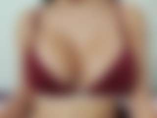 bluediamond18's Live Sex Cam Show