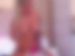 Live cam show with Alicia - Blonde Hair Curvy on Chatstar