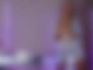 Live cam show with Alicia - Sexwebcam MILF on Gym Cam Girls