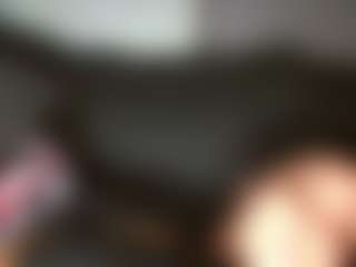 ninaloveshead's Live Sex Cam Show