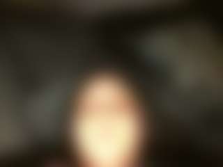ninaloveshead's Live Sex Cam Show