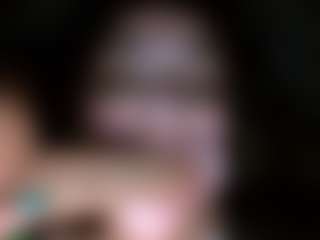 ninaloveshead's Live Sex Cam Show