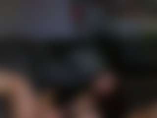 ninaloveshead's Live Sex Cam Show