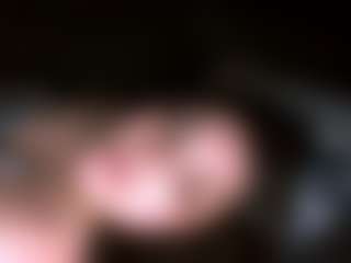 ninaloveshead's Live Sex Cam Show