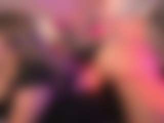 crystalcherr's Live Sex Cam Show
