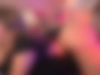 Live cam show with crystalcherr - Teen (18+) on Stripli.com