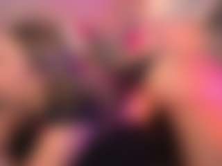 Live cam show with crystalcherr - Deepthroat on camtv