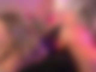 crystalcherr's Live Sex Cam Show