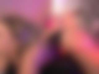crystalcherr's Live Sex Cam Show
