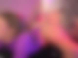 crystalcherr's Live Sex Cam Show