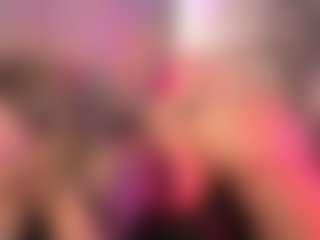 crystalcherr's Live Sex Cam Show