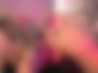 crystalcherr's Live Sex Cam Show