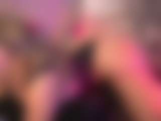 crystalcherr's Live Sex Cam Show