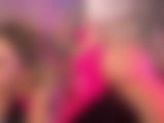 crystalcherr's Live Sex Cam Show