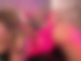 Live cam show with crystalcherr - Deepthroat on Camsoda