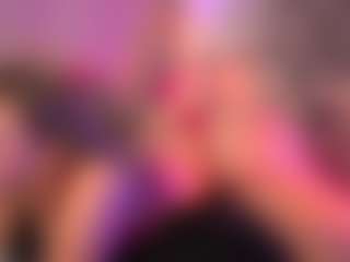 Live cam show with crystalcherr - Athletic on Camming Site