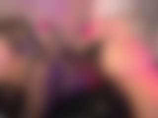 crystalcherr's Live Sex Cam Show