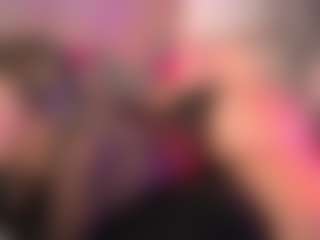 crystalcherr's Live Sex Cam Show