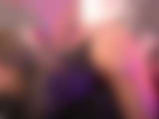 Live cam show with crystalcherr - Squirt on Camsoda
