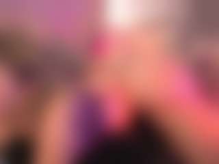 crystalcherr's Live Sex Cam Show
