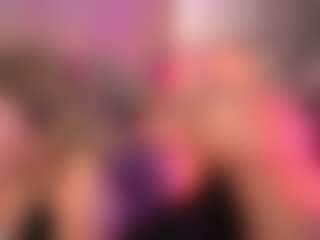 crystalcherr's Live Sex Cam Show