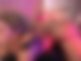 crystalcherr's Live Sex Cam Show
