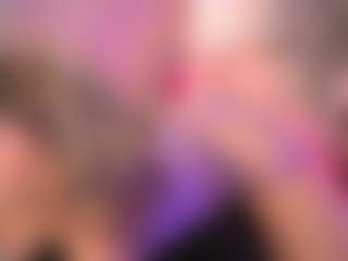 crystalcherr's Live Sex Cam Show