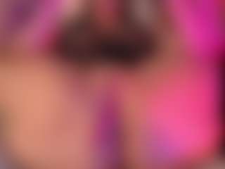 crystalcherr's Live Sex Cam Show