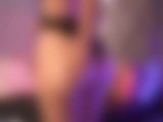 crystalcherr's Live Sex Cam Show
